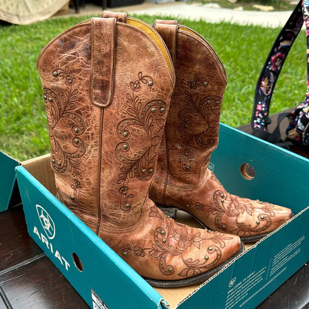 Cavender boots Women’s size 7